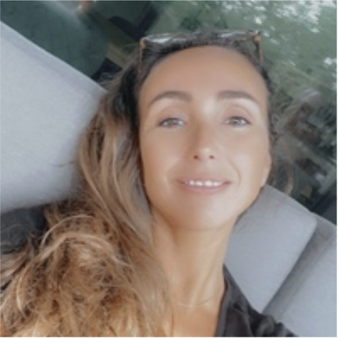 Dr Pamela GIRONI